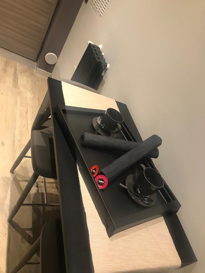 Suite 11 Near Duomo Mediolan Zewnętrze zdjęcie