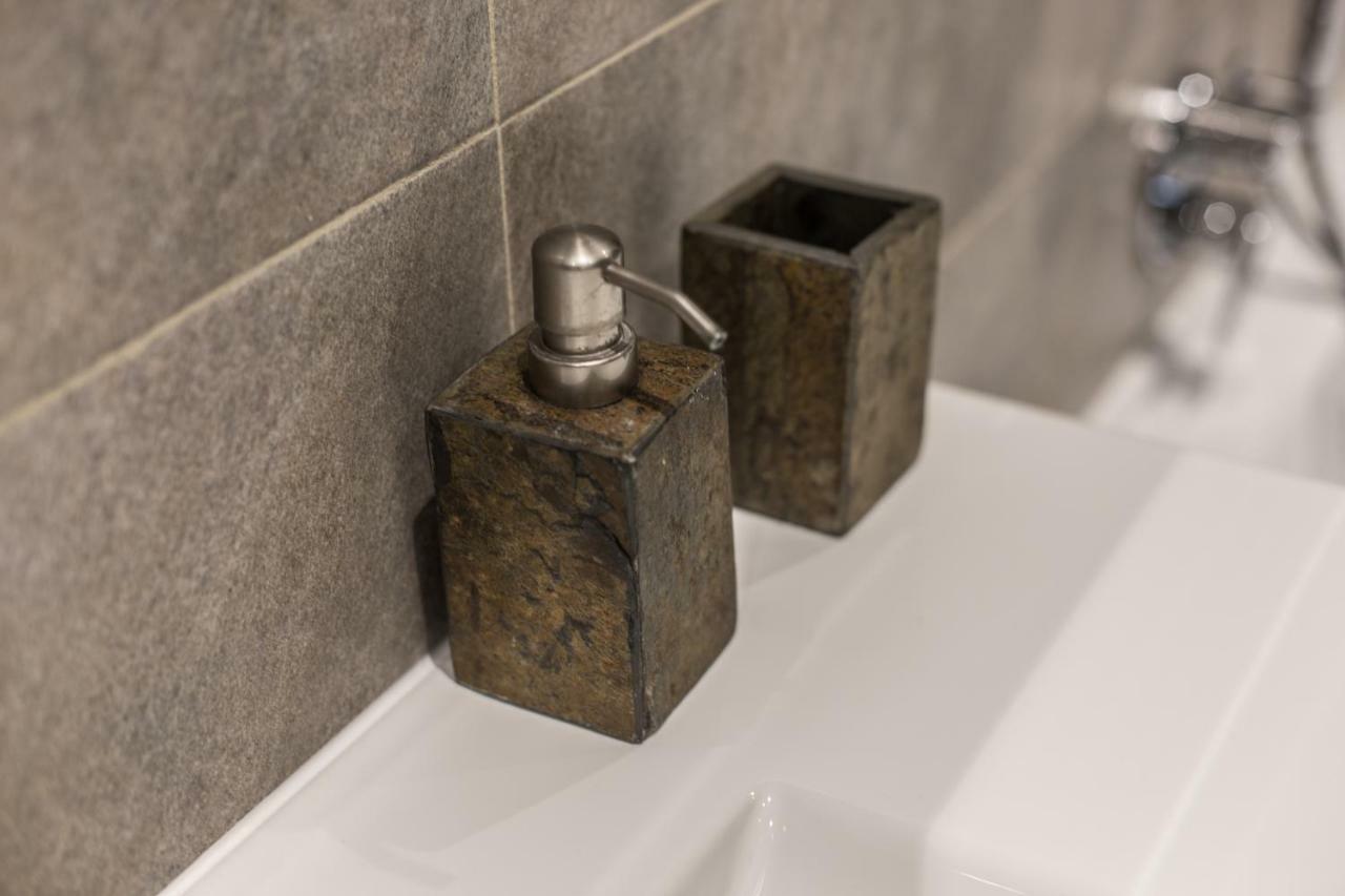 Suite 11 Near Duomo Mediolan Zewnętrze zdjęcie